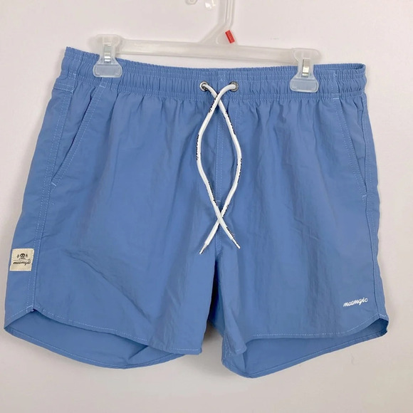 Maamgic 4.5 INCH SOLID NYLON SWIM TRUNKS SLIM FIT size medium - Picture 1 of 16